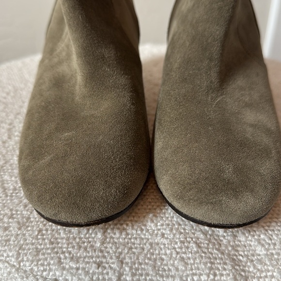 Isabel Marant Dicker Suede Ankle Bootie Boots Sage Green Sz 40 = US 10 - Picture 5 of 11